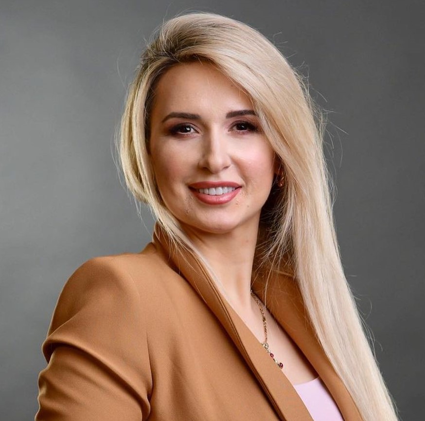 Cosmetic Gynecologist, President of the AAGG, Georgia UAE